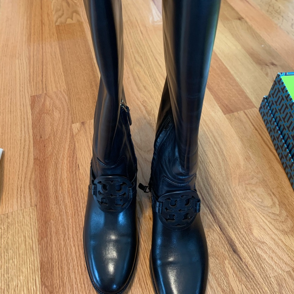 Tory Burch back boots